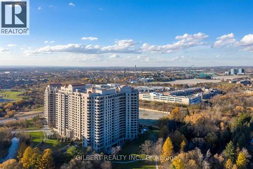 907 - 9255 Jane Street, Vaughan, ON - Outdoor With View