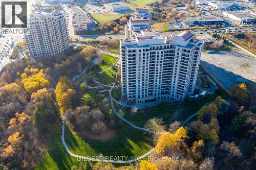 907 - 9255 Jane Street, Vaughan, ON - Outdoor With View