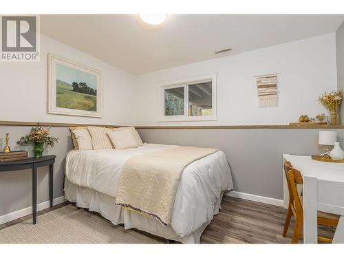 5121 14 Street Ne, Salmon Arm, BC - Indoor Photo Showing Bedroom