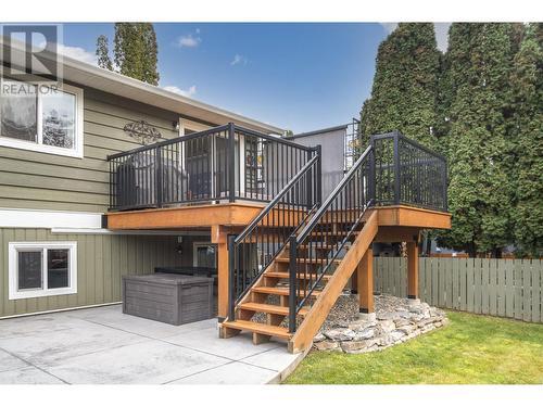 5121 14 Street Ne, Salmon Arm, BC - Outdoor