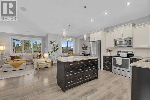 2374 Tallus Green Crescent, West Kelowna, BC - Indoor Photo Showing Kitchen With Upgraded Kitchen