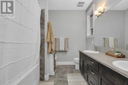 2374 Tallus Green Crescent, West Kelowna, BC - Indoor Photo Showing Bathroom