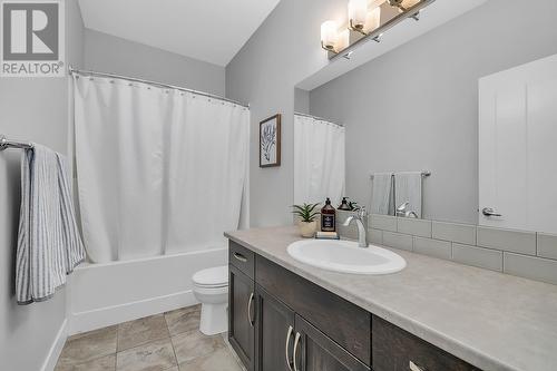 2374 Tallus Green Crescent, West Kelowna, BC - Indoor Photo Showing Bathroom