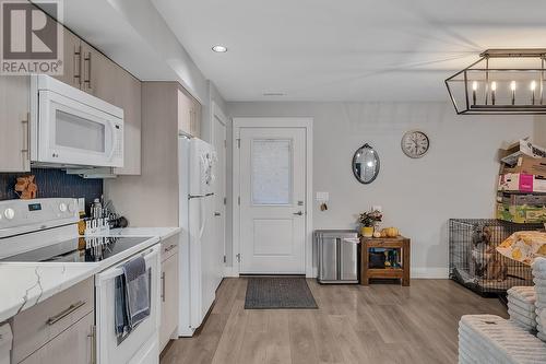 2374 Tallus Green Crescent, West Kelowna, BC - Indoor Photo Showing Kitchen