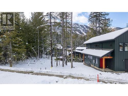 301 Larch Terrace, Rossland, BC 