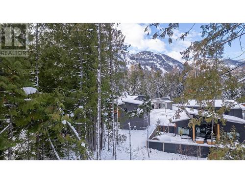 301 Larch Terrace, Rossland, BC 