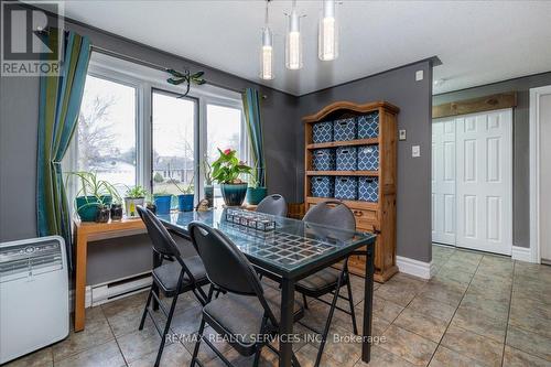 8 Wells Crescent, Barrie, ON - Indoor Photo Showing Dining Room