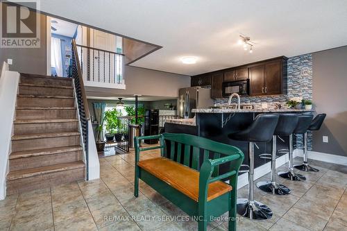 8 Wells Crescent, Barrie, ON - Indoor