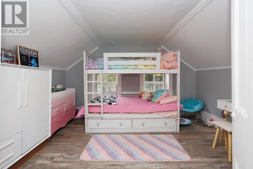 163 Sturgeon Point Road, Kawartha Lakes (Fenelon Falls), ON - Indoor Photo Showing Bedroom