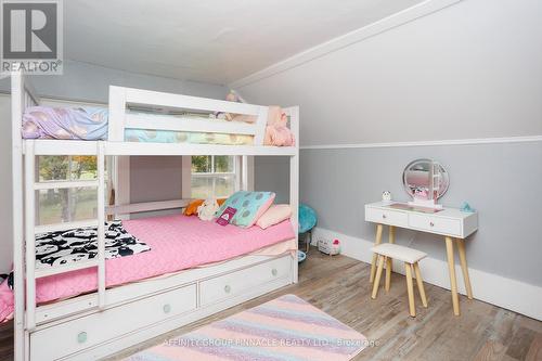 163 Sturgeon Point Road, Kawartha Lakes (Fenelon Falls), ON - Indoor Photo Showing Bedroom