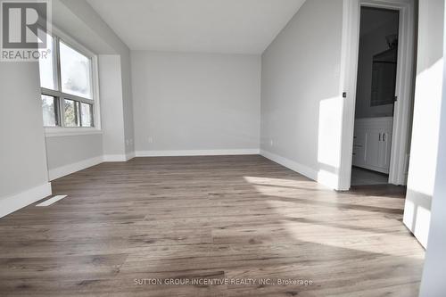 8 - 8 Guildford Crescent, Brampton, ON - Indoor Photo Showing Other Room