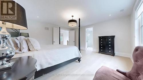 212 Southview Road, Oakville, ON - Indoor Photo Showing Bedroom