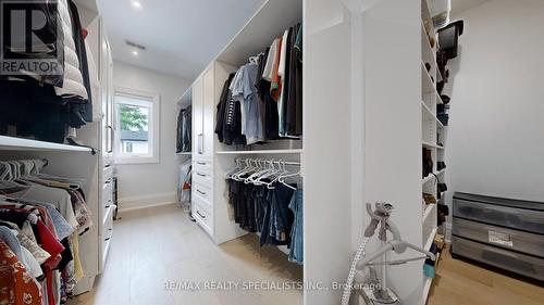 212 Southview Road, Oakville, ON - Indoor Photo Showing Bathroom