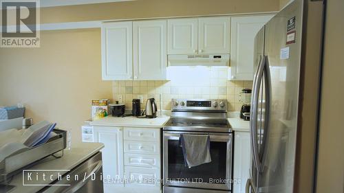 30 Polar Bear Place, Brampton, ON - Indoor Photo Showing Kitchen