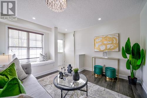 1145 Riddell Crescent, Milton, ON - Indoor Photo Showing Living Room