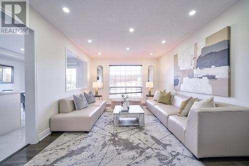 1145 Riddell Crescent, Milton, ON - Indoor Photo Showing Living Room