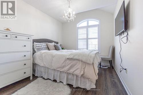 3326 Carding Mill Trail, Oakville, ON - Indoor Photo Showing Bedroom