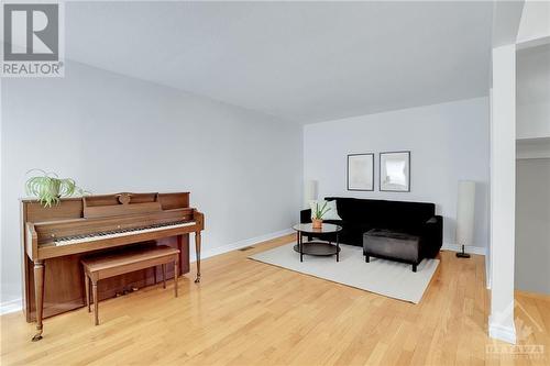 1739 Meadowbrook Road, Ottawa, ON - Indoor