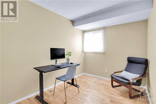 1739 Meadowbrook Road, Ottawa, ON - Indoor Photo Showing Office