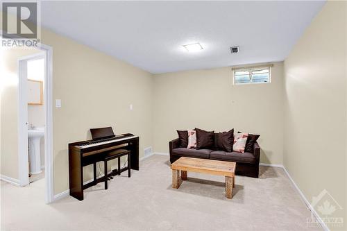 1739 Meadowbrook Road, Ottawa, ON - Indoor Photo Showing Other Room