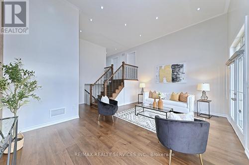 56 Royal Fern Crescent, Caledon, ON - Indoor Photo Showing Living Room