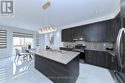 56 Royal Fern Crescent, Caledon, ON - Indoor Photo Showing Kitchen With Upgraded Kitchen