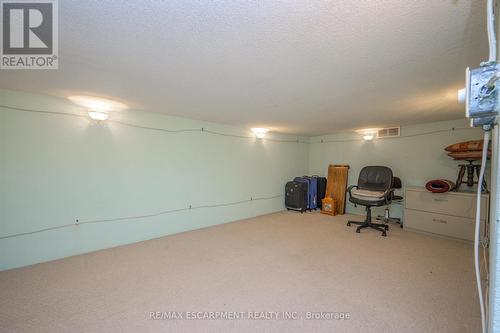 106 Fairwood Place W, Burlington, ON - Indoor Photo Showing Other Room