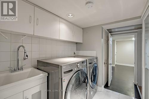 411 Trafalgar Road, Oakville, ON - Indoor Photo Showing Laundry Room