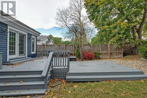 411 Trafalgar Road, Oakville, ON - Outdoor