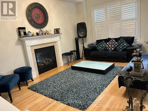 5520 Ethan Drive, Mississauga, ON - Indoor Photo Showing Living Room With Fireplace