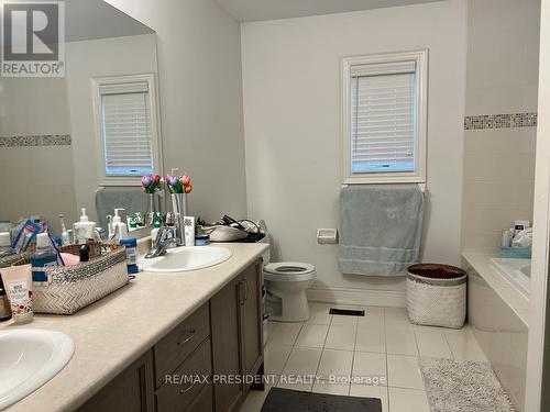 5520 Ethan Drive, Mississauga, ON - Indoor Photo Showing Bathroom