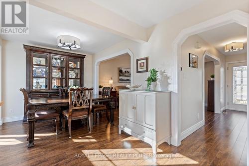 2604 Homelands Drive, Mississauga, ON - Indoor Photo Showing Dining Room