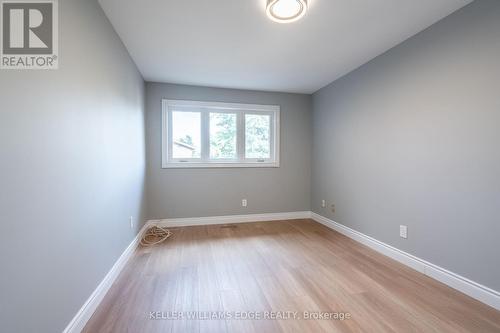 5201 Banting Court, Burlington, ON - Indoor Photo Showing Other Room