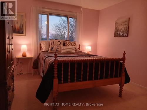 22 Orchard Road, Scugog (Port Perry), ON - Indoor Photo Showing Bedroom