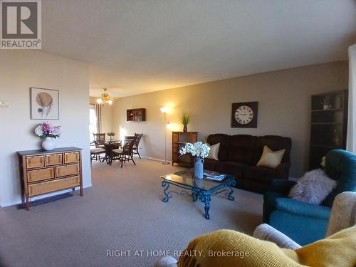 22 Orchard Road, Scugog (Port Perry), ON - Indoor Photo Showing Living Room