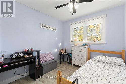 69 First Avenue, Quinte West, ON - Indoor Photo Showing Bedroom