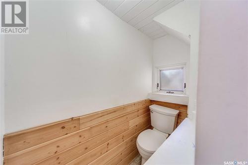 622 31St Street W, Saskatoon, SK - Indoor Photo Showing Bathroom