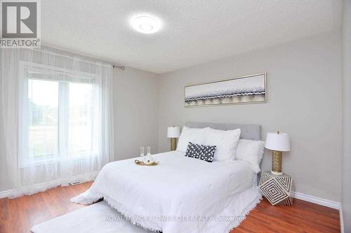 795 Stone Road N, Guelph, ON - Indoor Photo Showing Bedroom