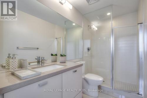 2005 - 290 Adelaide Street W, Toronto, ON - Indoor Photo Showing Bathroom