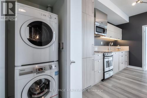 2005 - 290 Adelaide Street W, Toronto, ON - Indoor Photo Showing Laundry Room