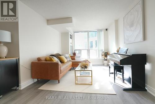 203 - 24 Wellesley Street W, Toronto, ON - Indoor Photo Showing Other Room