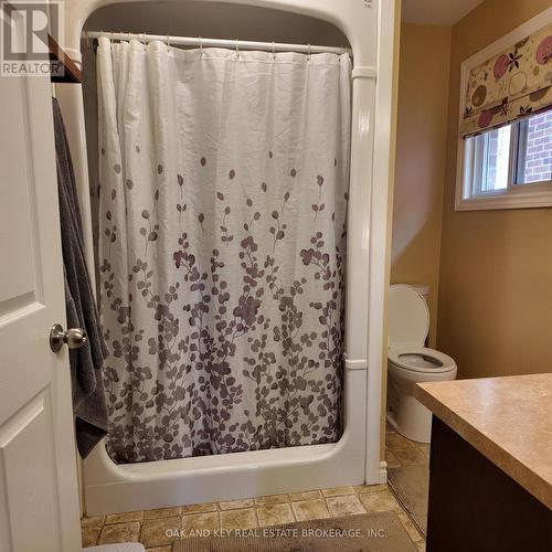 69 Greenway Boulevard, St. Thomas, ON - Indoor Photo Showing Bathroom