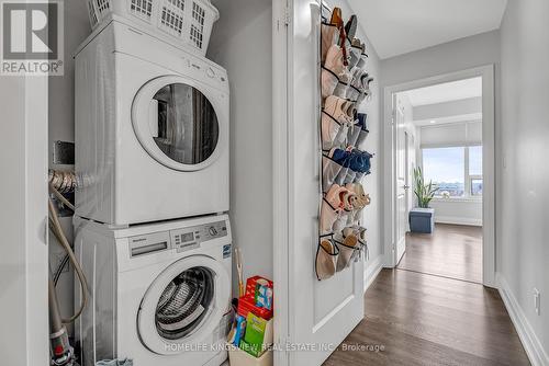 1802 - 3700 Hwy 7, Vaughan, ON - Indoor Photo Showing Laundry Room