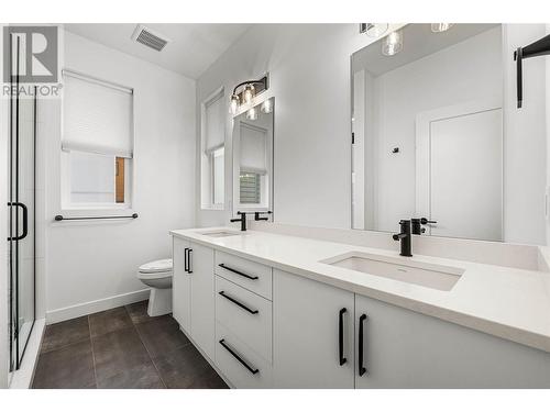 2126 Lupin Court, Kamloops, BC - Indoor Photo Showing Bathroom