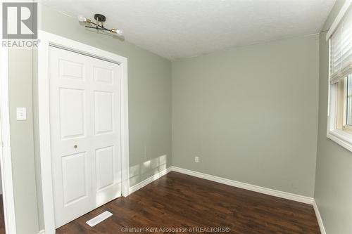 31 Earl Drive, Chatham, ON - Indoor Photo Showing Other Room