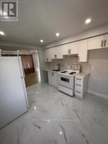 1942 Duluth Crescent, London, ON - Indoor Photo Showing Kitchen