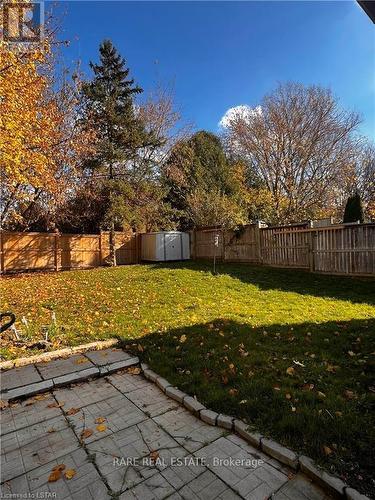 75 Cleveland Place, London, ON - Outdoor With Backyard