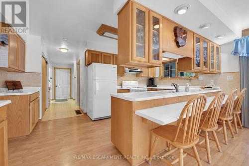 1500 Concession 7 Townsend Road, Norfolk, ON - Indoor Photo Showing Kitchen