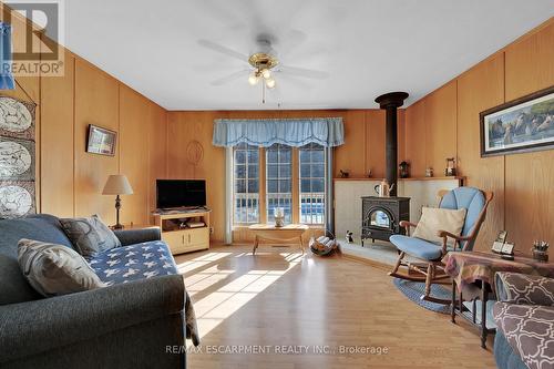 1500 Concession 7 Townsend Road, Norfolk, ON - Indoor Photo Showing Living Room With Fireplace