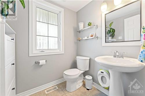 3227 Foxhound Way, Ottawa, ON - Indoor Photo Showing Bathroom